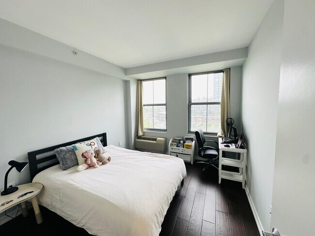 Building Photo - 149 Essex St