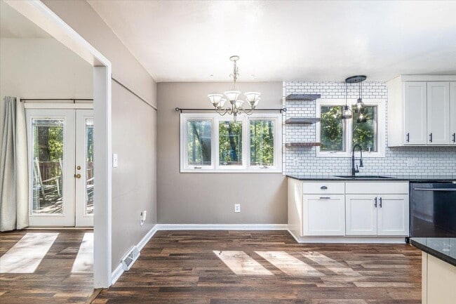Building Photo - 5708 Bridlewood Dr