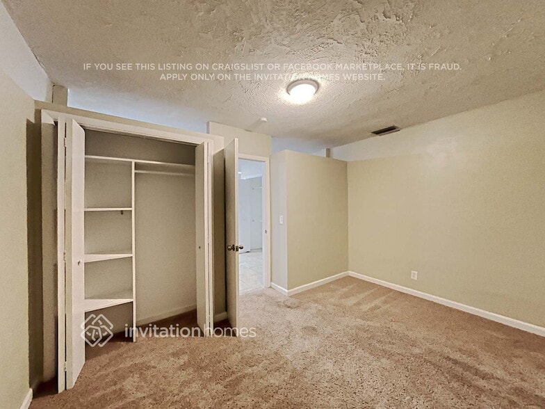 Building Photo - 4913 McKinley St