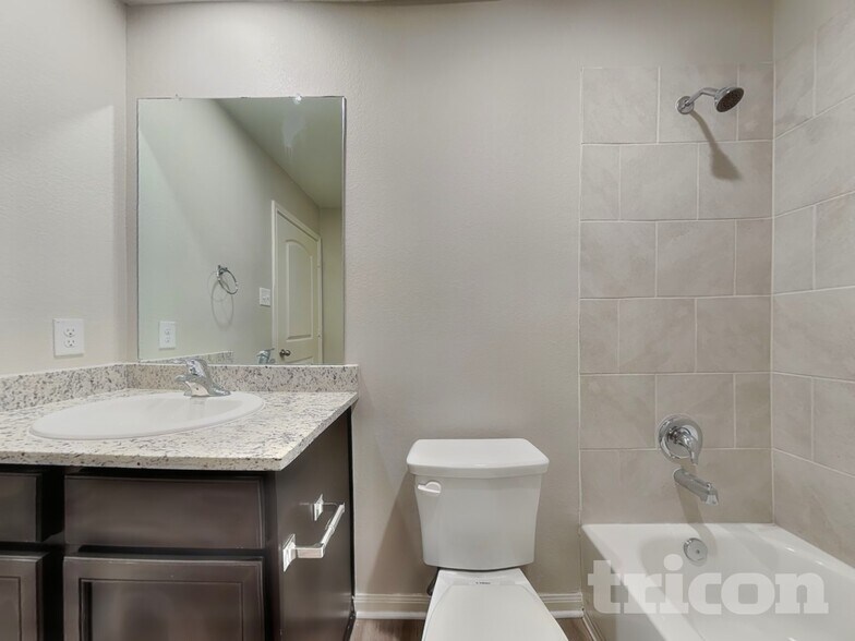 Building Photo - 2918 Gastonian Mills