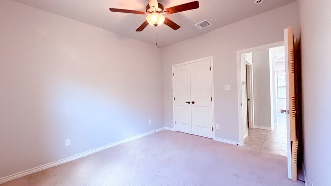 Building Photo - 1617 Twin Falls Dr