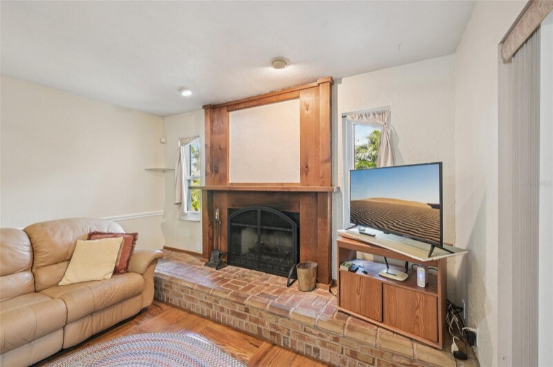 Building Photo - 1330 McCrory St