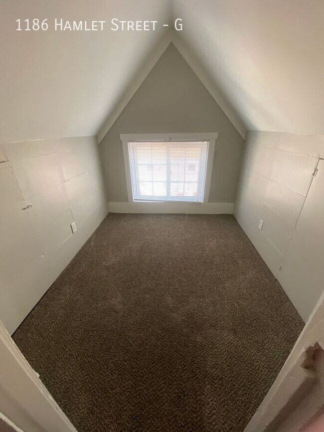 Building Photo - Spacious One Bed in Downtown Columbus