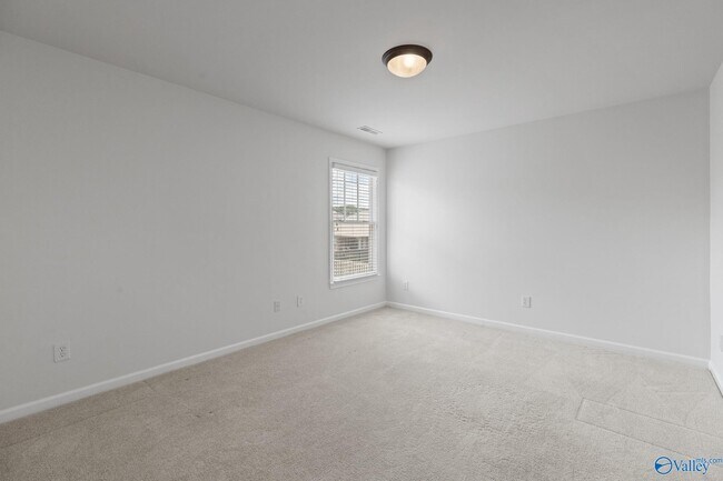Building Photo - 307 Acorn Grove Ln SW