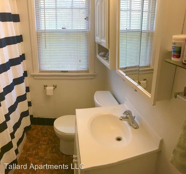 Building Photo - 3 br, 2 bath  - 1930 Birge Terrace