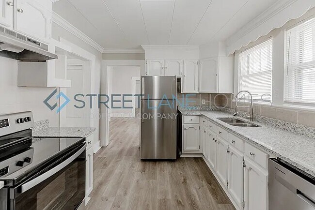 Building Photo - 2317 22nd St Ensley