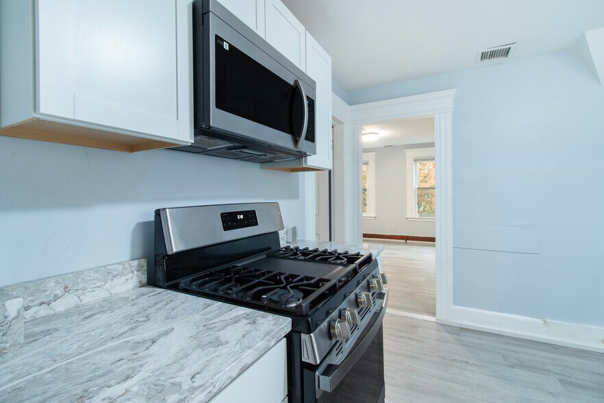 Building Photo - 23 Woodland St