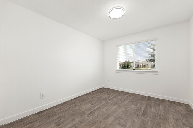 Building Photo - 6931 Dell Vista Drive