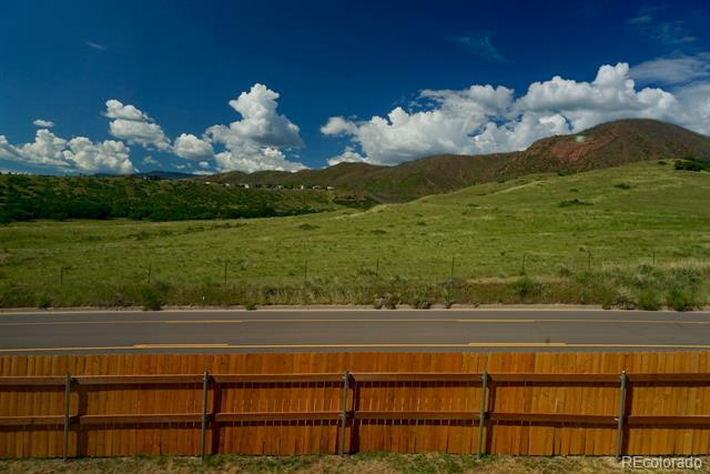 Building Photo - 2460 Allegheny Dr