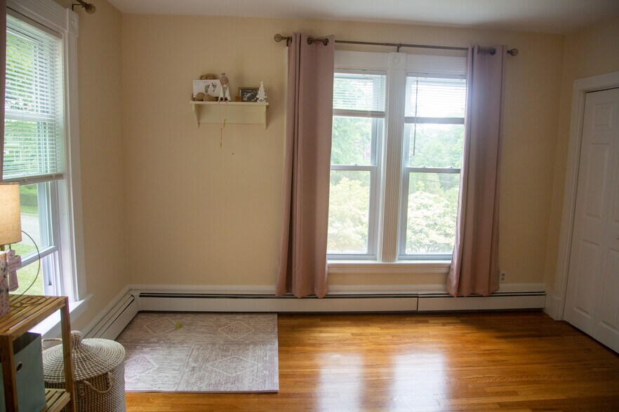 Building Photo - 48 Dennison Ave