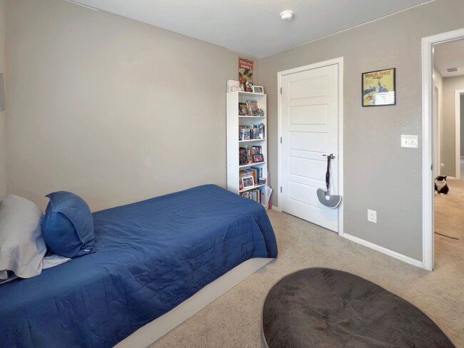 Building Photo - $0 DEPOSIT OPTION. CHARMING 3BED/2.BATH HO...