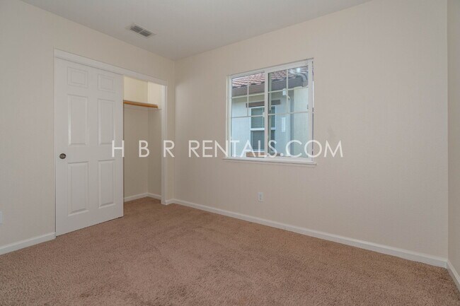 Building Photo - Bethany Village Mountain House Move-In Ready 3-Bed, 2.5-Bath