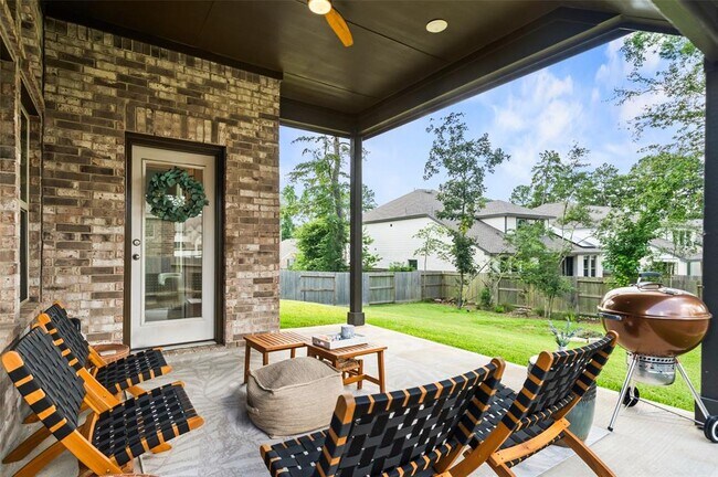Building Photo - 531 Carina Gaze Dr