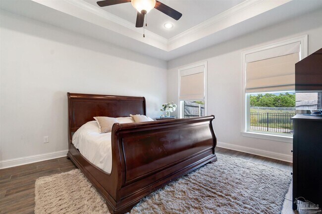 Building Photo - 4807 Foxtail Palm Dr