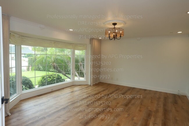 Building Photo - 829 N Elmwood St