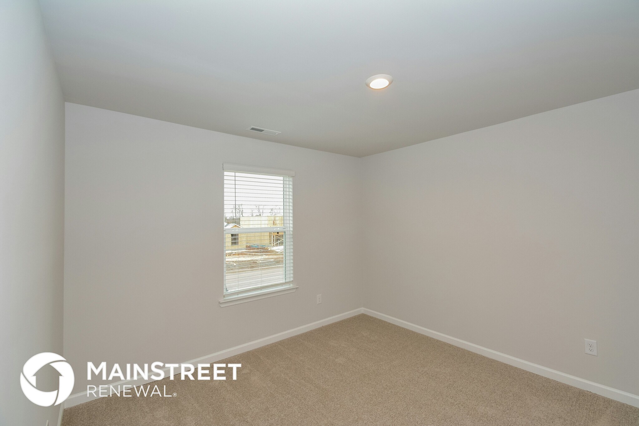 Building Photo - 2323 Curbow Dr