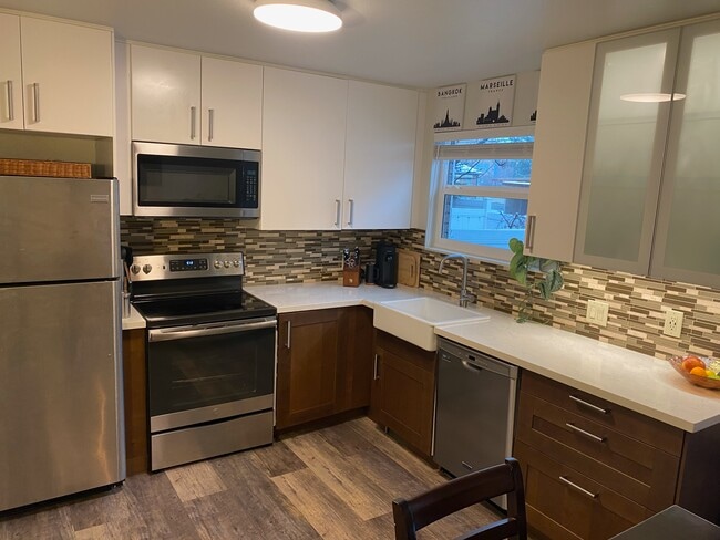 Building Photo - 3936 S 2300 E