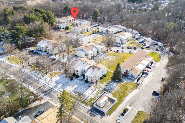 Building Photo - 949 Pleasant Valley Rd