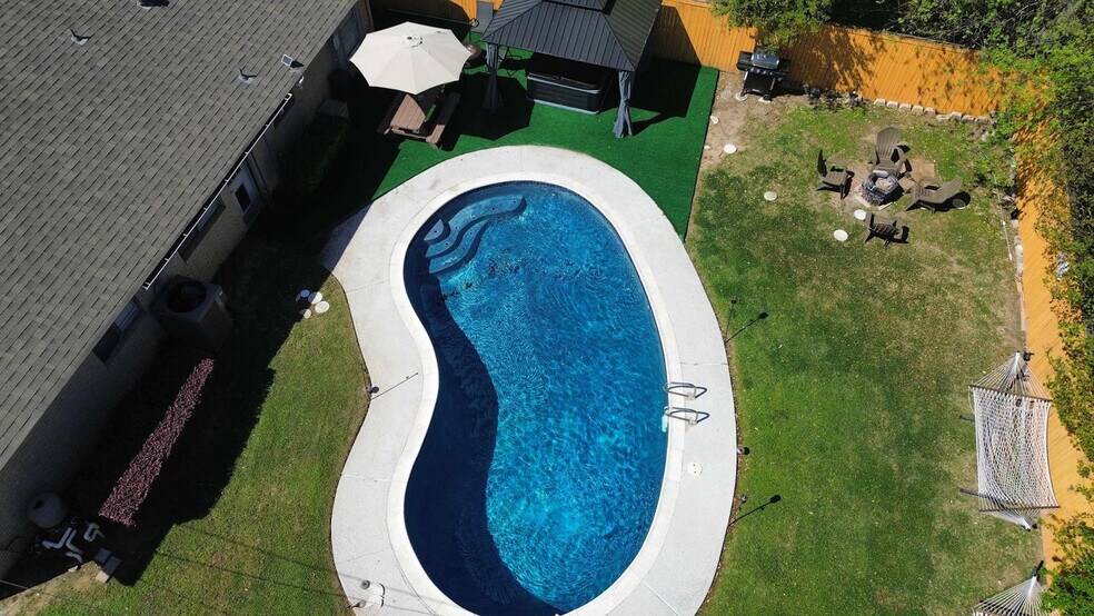 Building Photo - 2017 Meadow Lark