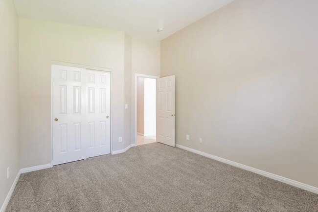 Building Photo - 2126 Paganini Ave
