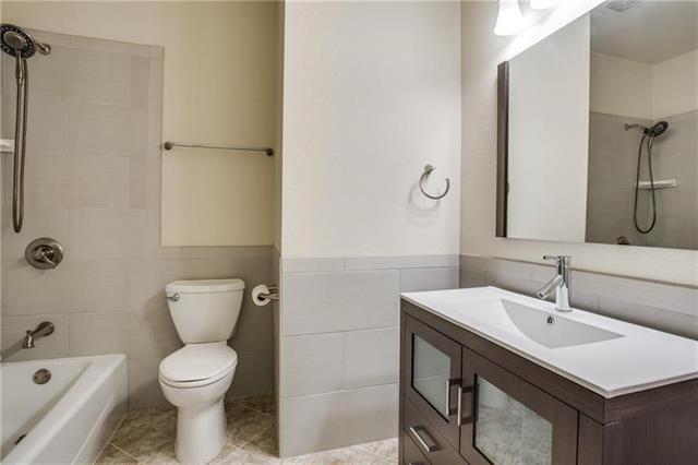 Building Photo - 4740 Poplar Ridge Dr