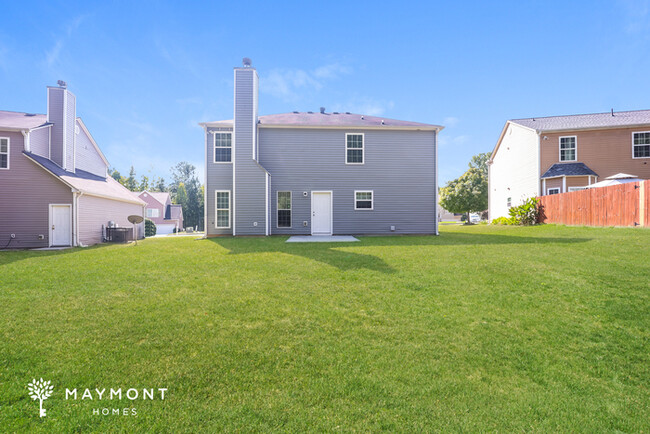 Building Photo - Spacious 4-Bedroom Home