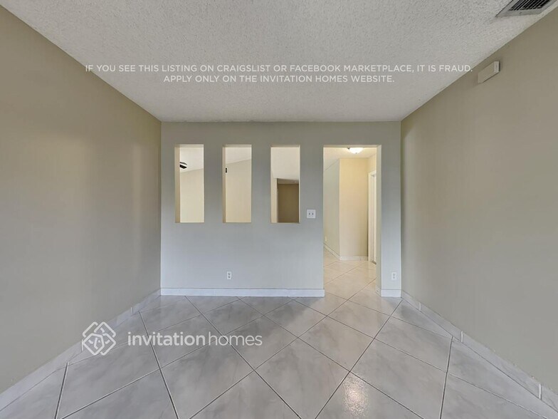 Building Photo - 454 Cactus Cir