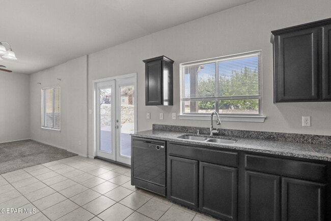 Building Photo - 2240 Decamp Point Pl