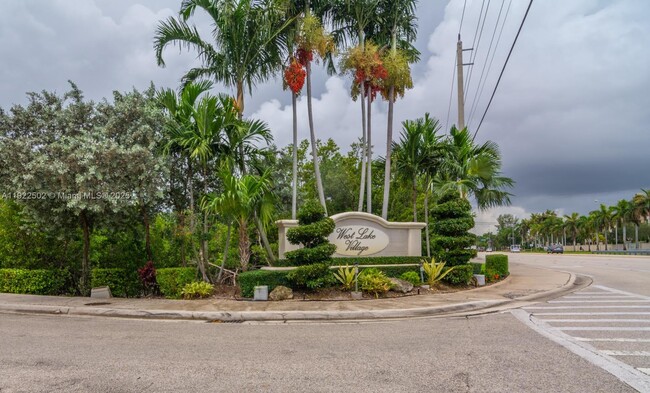 Building Photo - 1140 Chestnut Ln