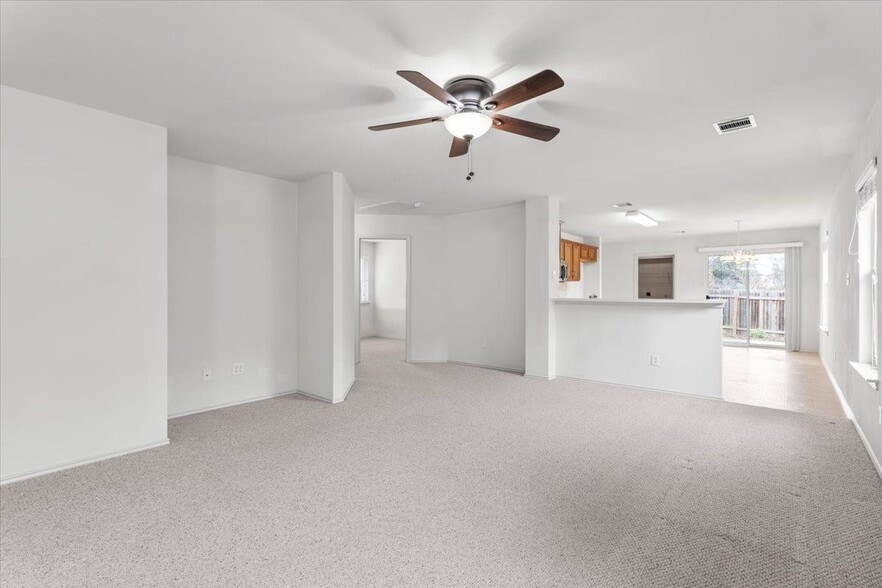 Building Photo - 14513 Spearmint Tea Trail