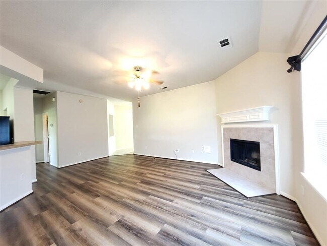 Building Photo - 11038 Desert Springs Cir