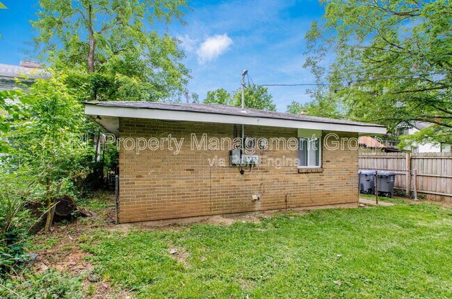 Building Photo - 778 Northview Ave