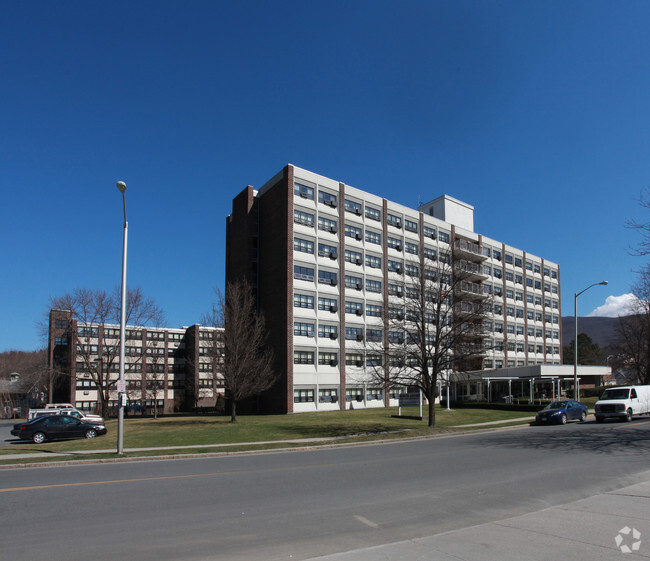 Building Photo - Ashland Park