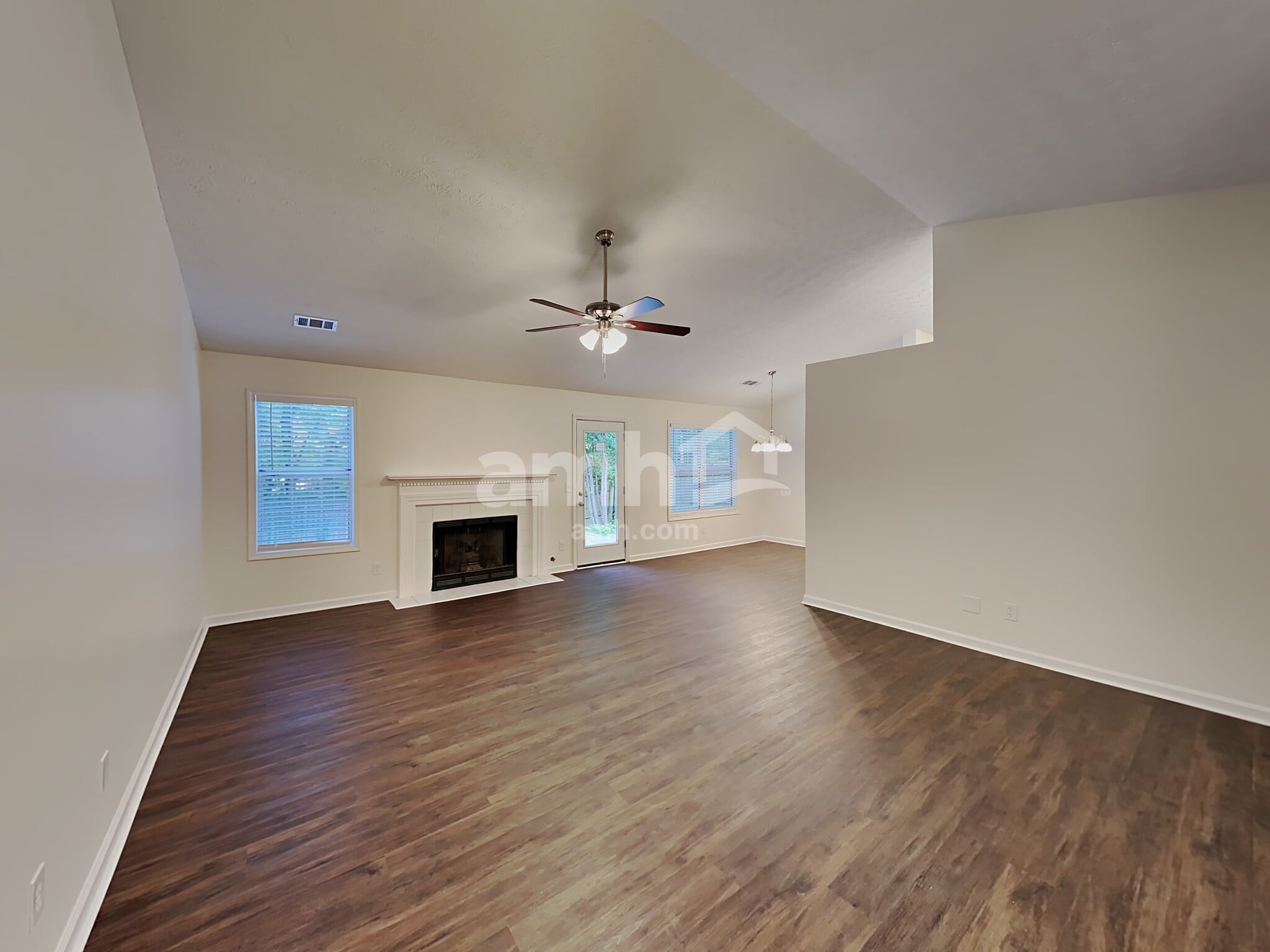 Building Photo - 3471 Erin Glen NW