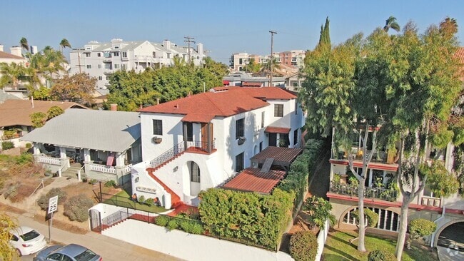 Building Photo - 3639 1st Ave