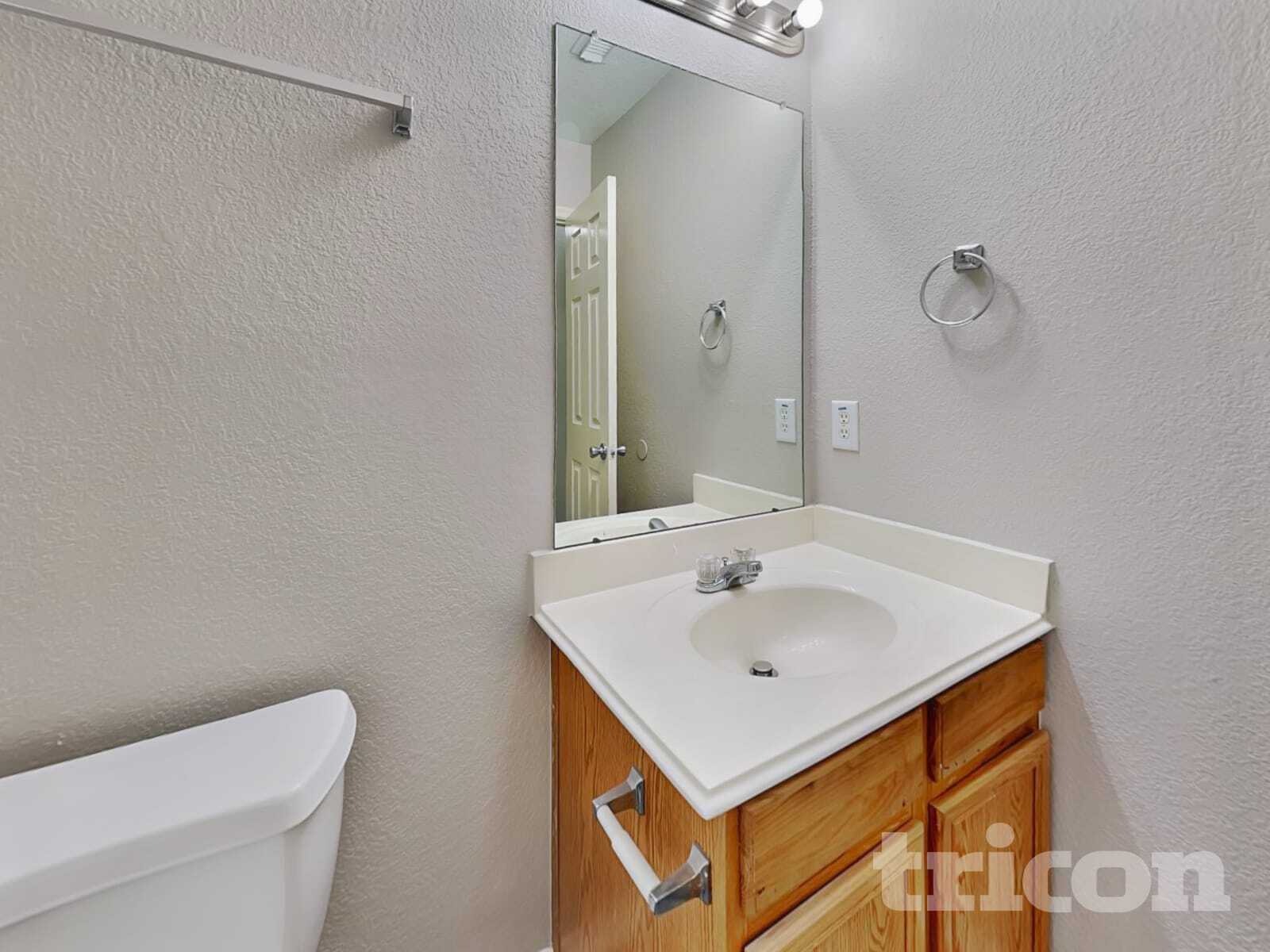 Building Photo - 2642 Skyview Shadows Ct