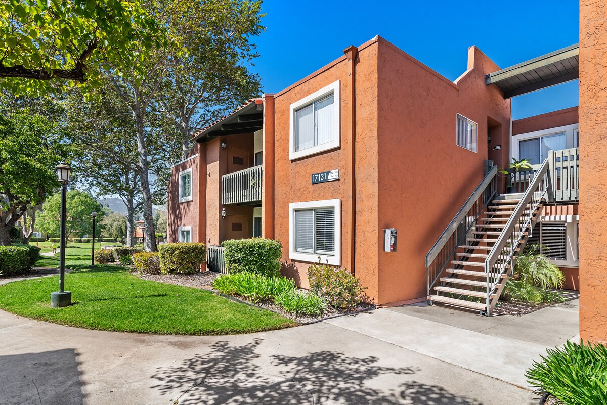 Building Photo - 17131 W Bernardo Dr