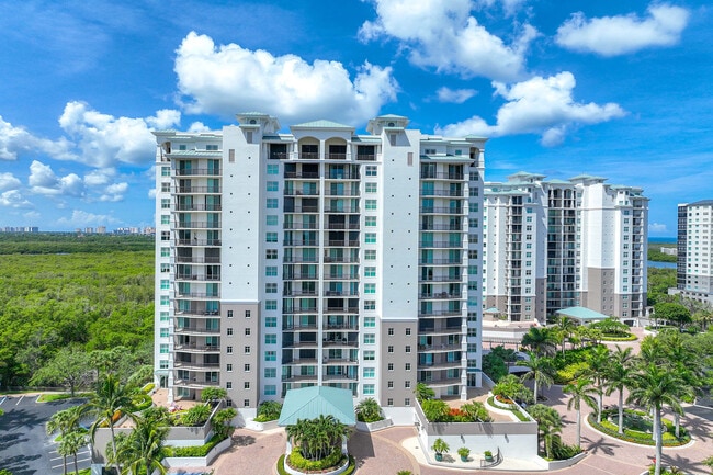 Primary Photo - 455 Cove Tower Dr