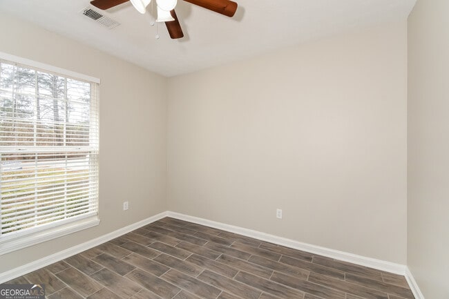 Building Photo - 4287 Sanders Rd