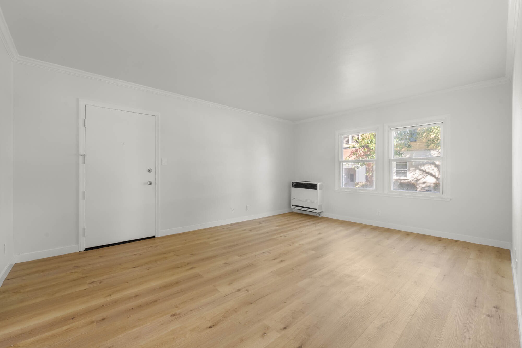 Building Photo - 8802 W 88th St