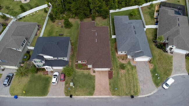Building Photo - 543 Aventurine Ave