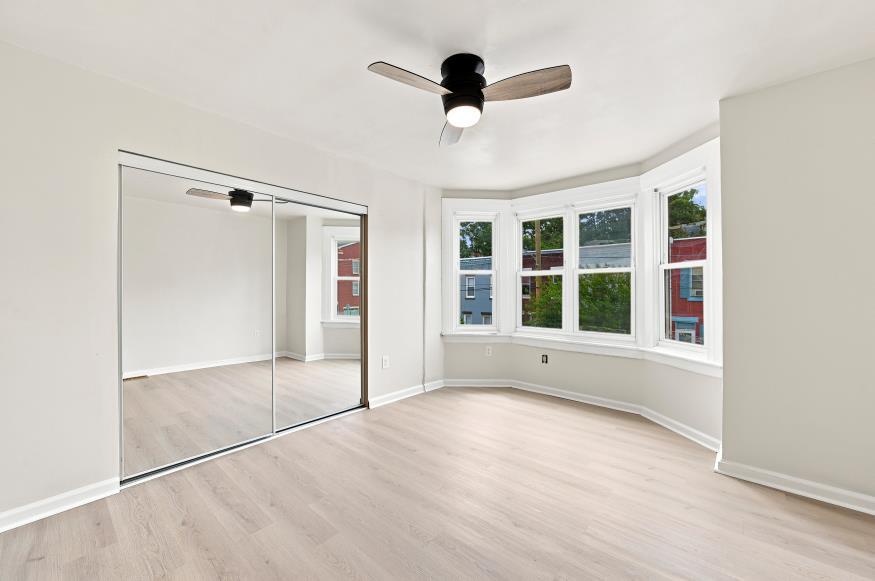 Building Photo - 3435 Fairmount Ave