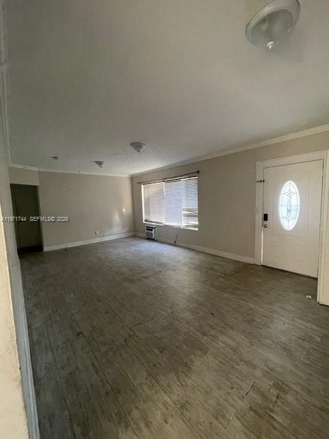 Building Photo - 121 NE 169th Terrace