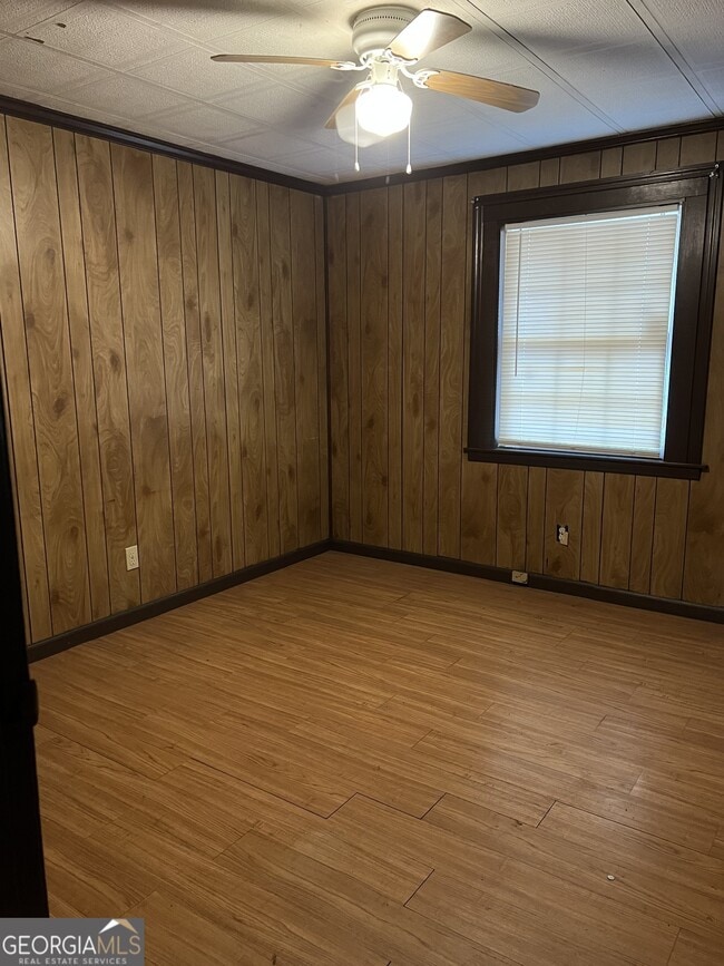 Building Photo - 1993 Smokey Rd