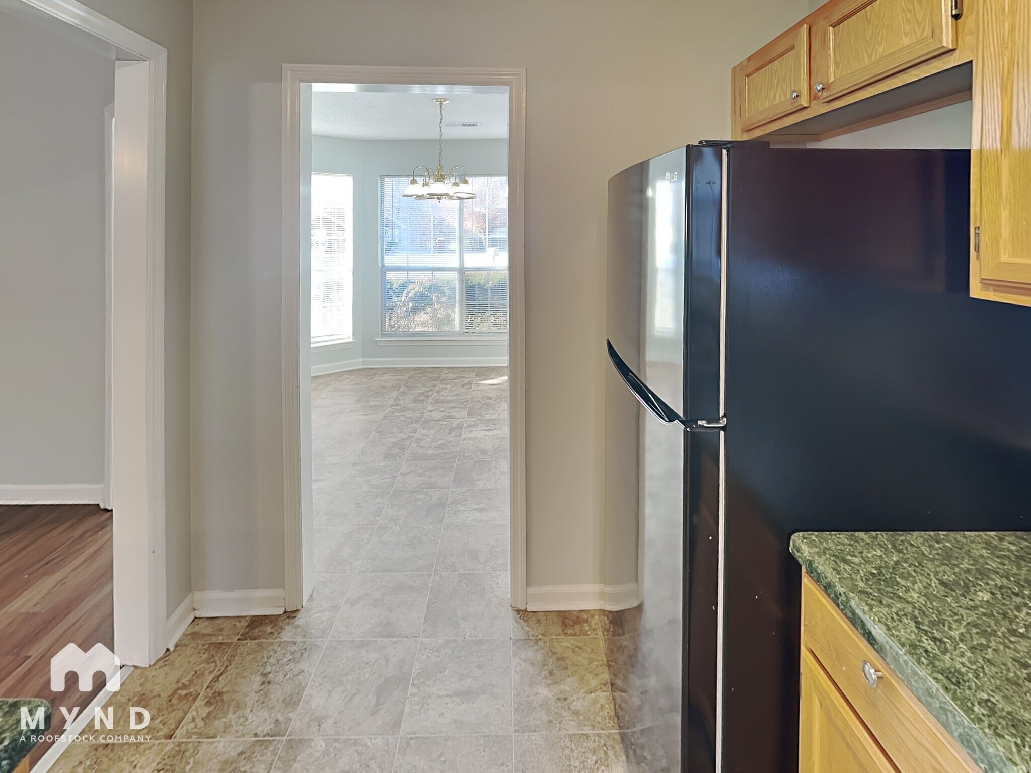 Building Photo - 4609 Lakes Edge Cove