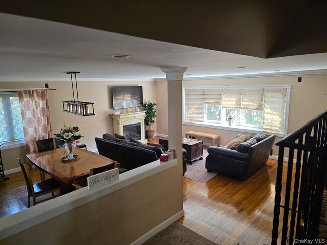 Building Photo - 838 Pepperidge Rd