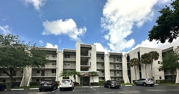 Building Photo - 9311 Orange Grove Dr