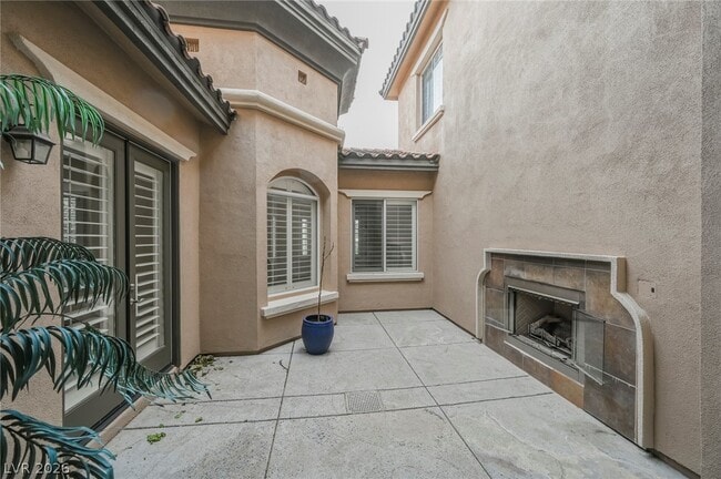 Building Photo - 2062 Country Cove Ct