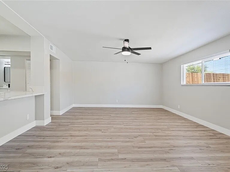 Building Photo - 2221 Ellis St