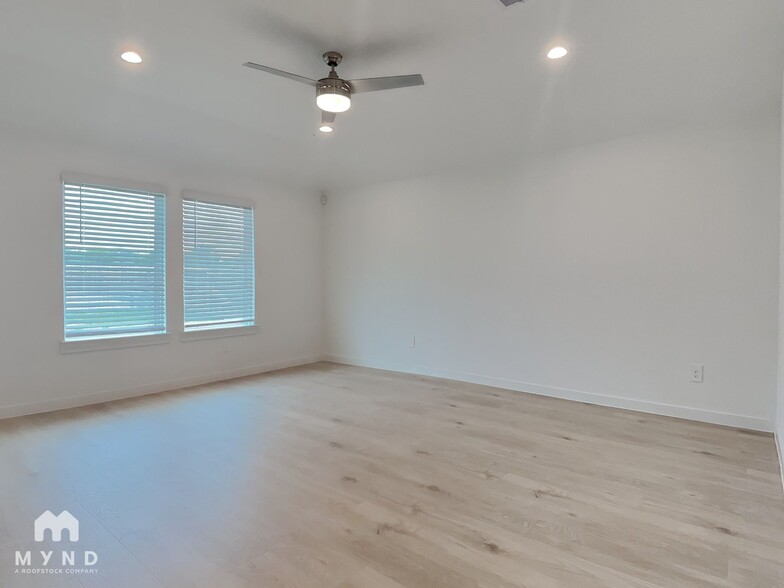 Building Photo - 2832 Willow Gulch Wy
